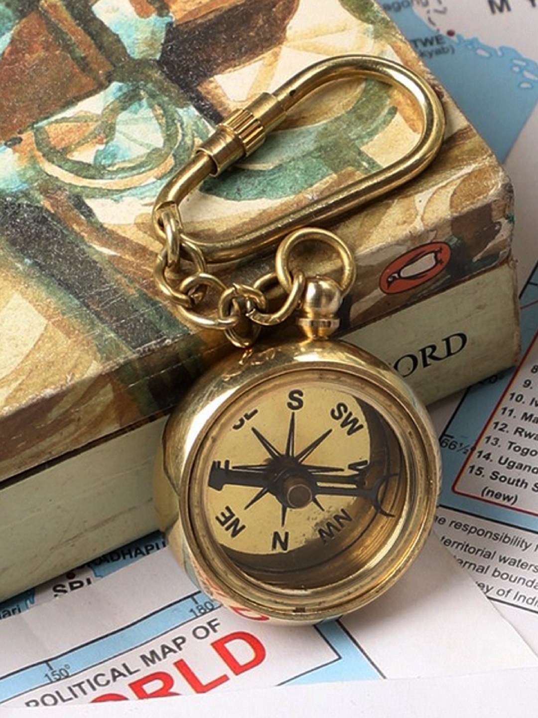 Brass Compass Vintage Decorative Key Chain for Daily Use | Classic Collectible Style Accessory for Keys & Gifting