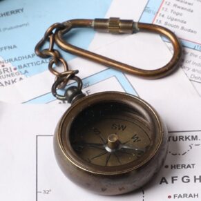 Antique Compass Vintage Decorative Key Chain for Daily Use | Classic Collectible Style Accessory for Keys & Gifting