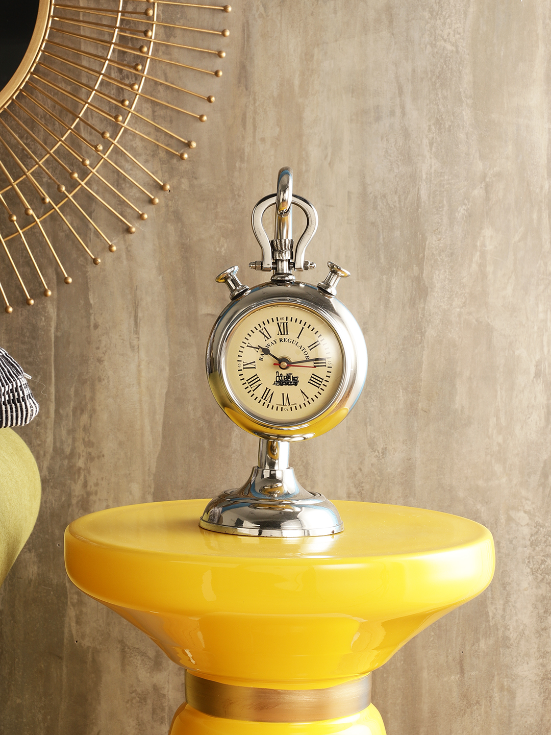 Vintage Metal Decorative Table Clock for Desk & Bedside | Vintage Style Home Décor