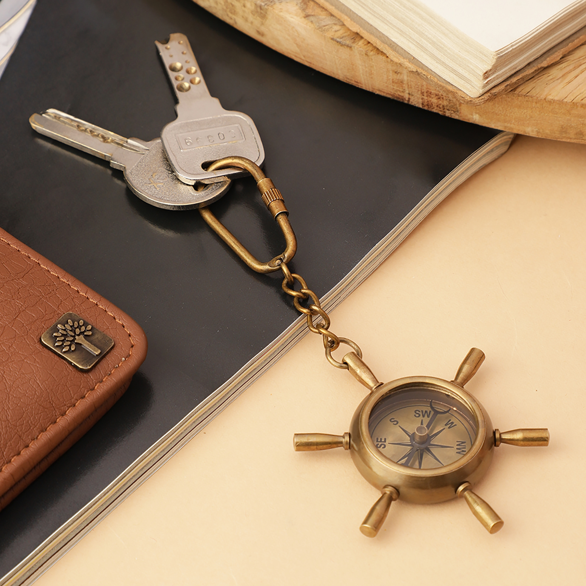 Antique Shipwheel Compass Vintage Decorative Key Chain for Daily Use | Classic Collectible Style Accessory for Keys & Gifting
