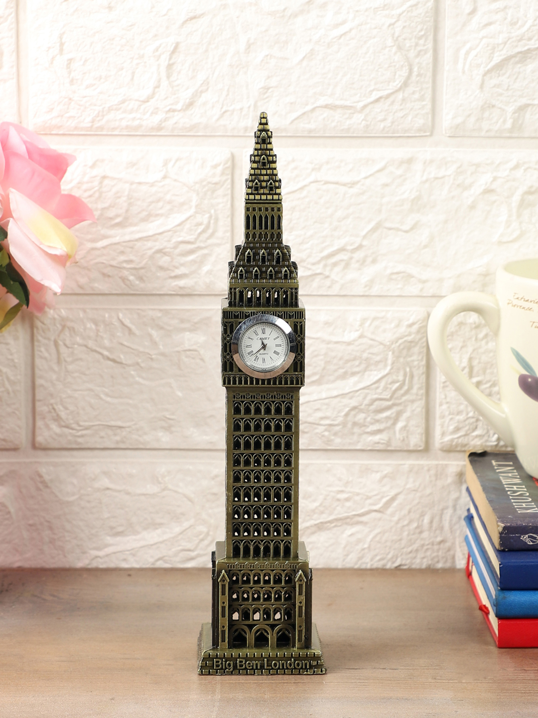 Big Ben Miniature Monument Decorative Showpiece for Home & Office Décor | Collectible Souvenir Display Accent